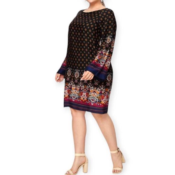 Elegant Long Sleeve Patterned Dress - Picture 5 of 16